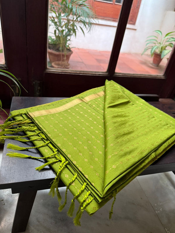 Citrus Green Aayiram Pookal