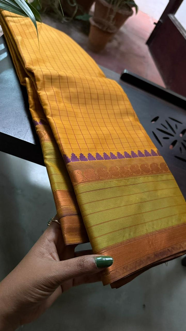 Sampangi Maangai Pocket Pattu