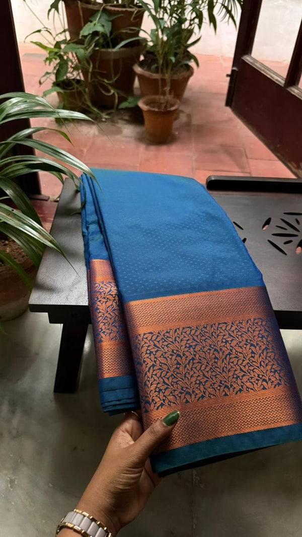 Cobalt Blue Pocket Pattu