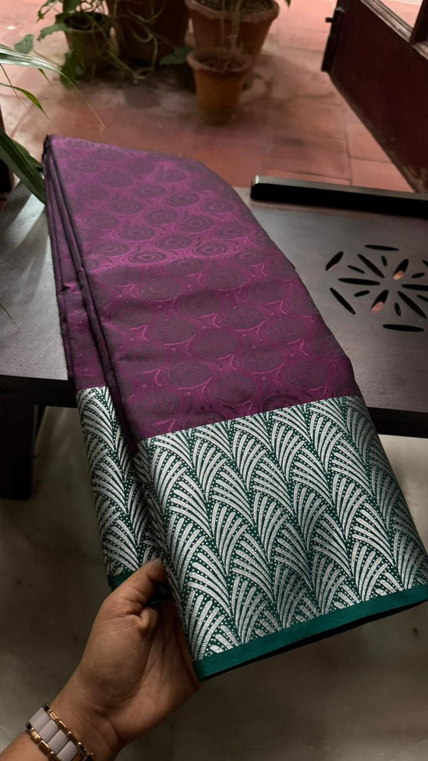 Beet Root Feather Pocket Pattu