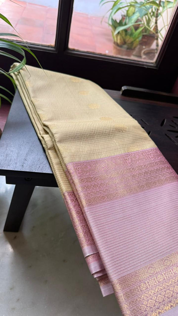 Ivory Onion Skin Pastel