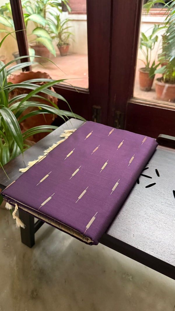 Blackcurrant & Nila Ikkat